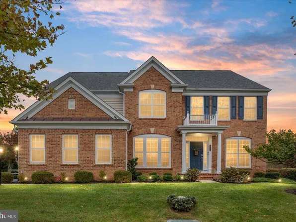 21064 Great Woods Dr, Leesburg, VA 20175