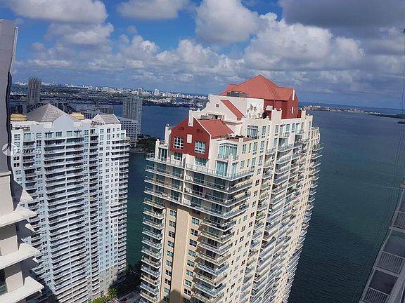 2nd image of 1200 Brickell Bay Dr Penthouse 4208