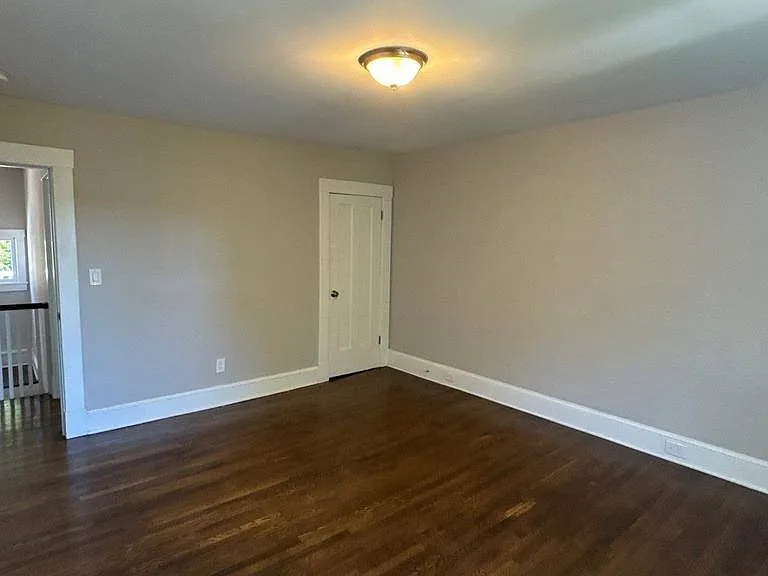 432 Kenneth Sq — Photo 20