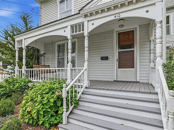 4th image of 410 N Main St