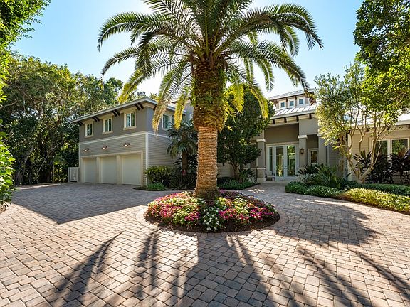 4th image of 12 Caloosa Rd