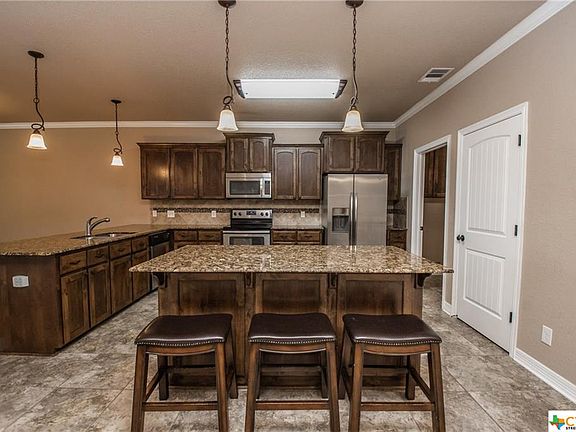 4th image of 3208 Wildcatter Dr