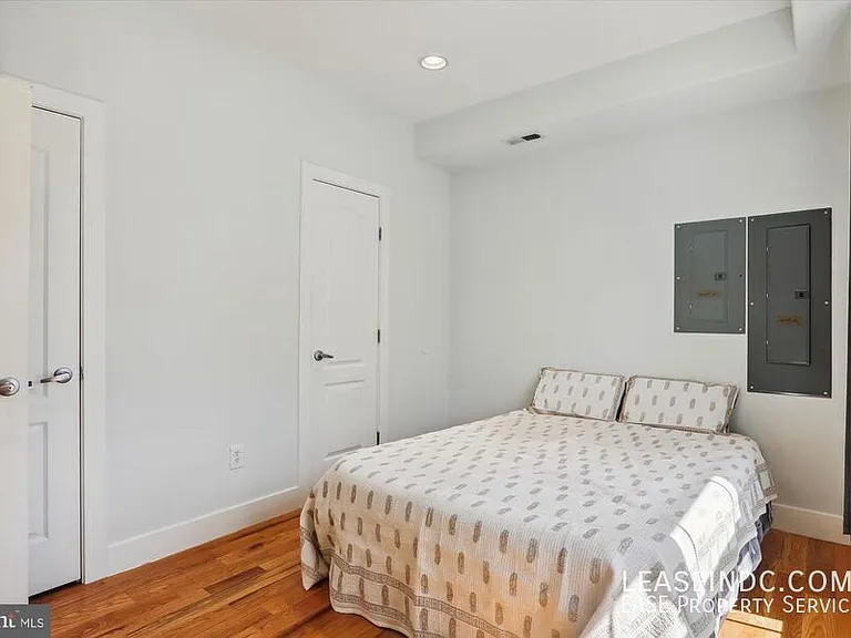 515 N St NW #2 — Photo 12