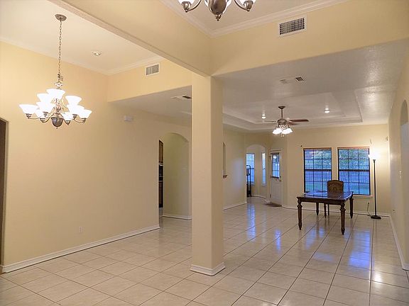 2nd image of 2998 Tehuacan Dr