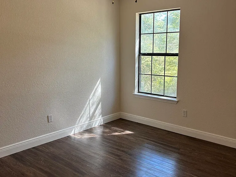 1002 Daffin Rd #1002 — Photo 21