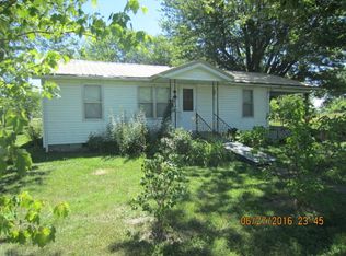 112 N Washington St, Queen City, MO 63561