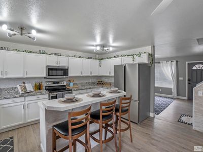 202 Poppy Hills Dr, Fernley, NV, 89408