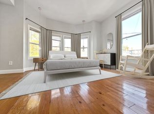 30 Arcadia St #3R, Dorchester, MA 02122