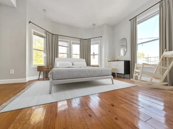 32 Arcadia St #1R, Dorchester, MA 02122