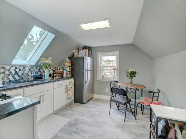 224 Freeman Avenue image 20 of 26