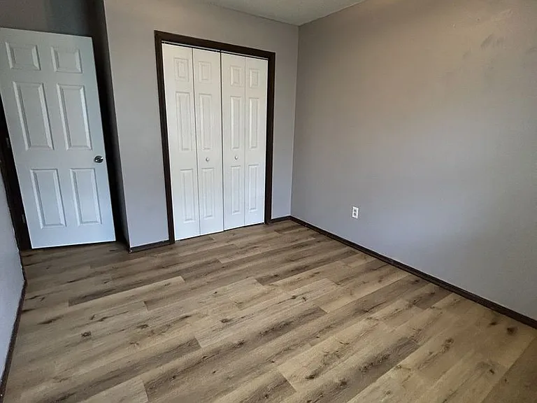 1010 S Rouse St — Photo 5