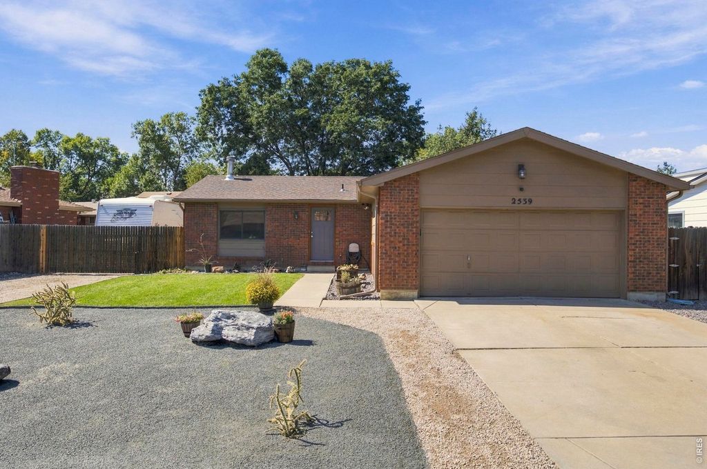 2539 Eugene Dr