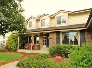 893 Shadow Mountain Dr, Highlands Ranch, CO 80126