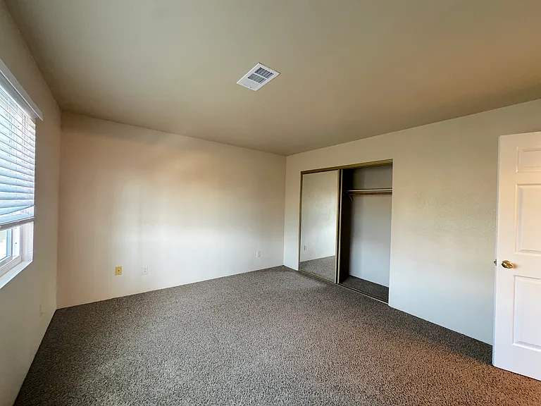 1281 Burton Ct #1 — Photo 11