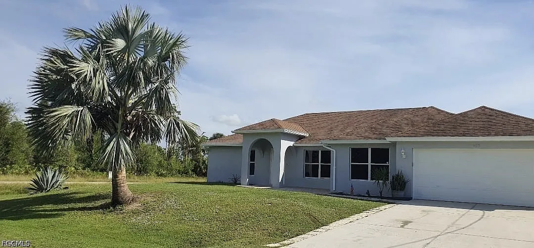 3 bed, 2.0 bath, 1623 sqft, $2,000 — Photo 1
