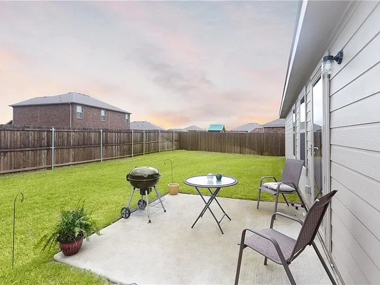 2406 Fall Ct — Photo 6