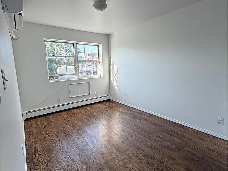 10804 35th Ave #3F — Photo 8