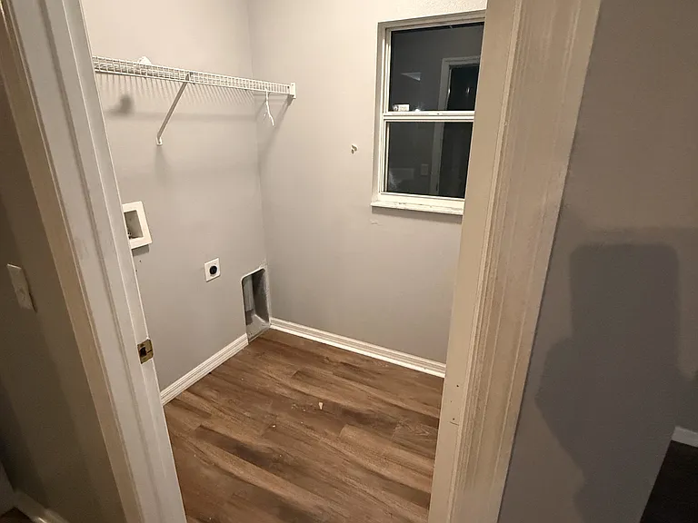 1222 Amazon Ln — Photo 5