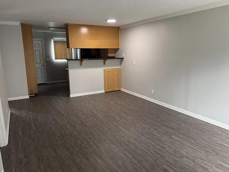 Villa Del Sol Apartments — Photo 135