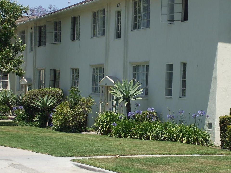 1st image of 4044 Hillcrest Dr #Bao