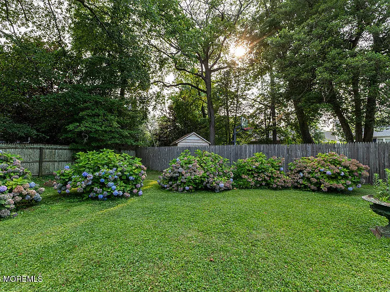 145 Osborne Ave — Photo 24