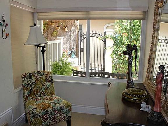 5th image of 1701 Casilla St