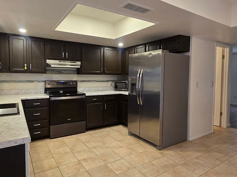 16510 E Palisades Blvd #6 — Photo 10
