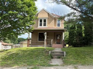 1913 Holman St, Saint Joseph, MO 64501