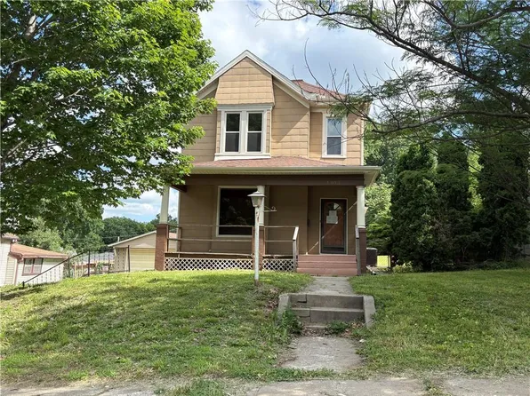 1913 Holman St, Saint Joseph, MO 64501