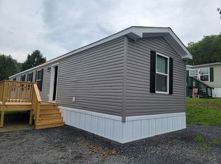 19 Woodcock Dr, Lock Haven, PA 17745