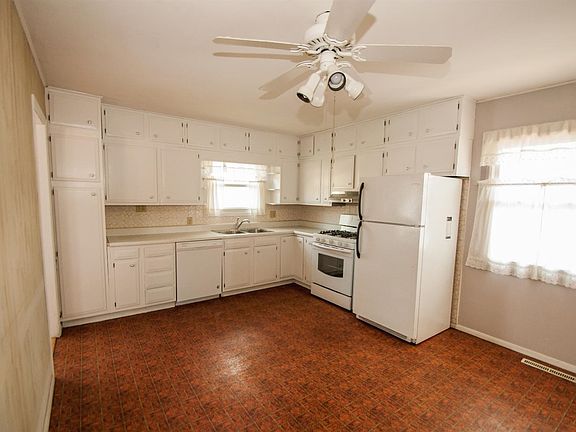 2nd image of 6344 New Hampshire Ave