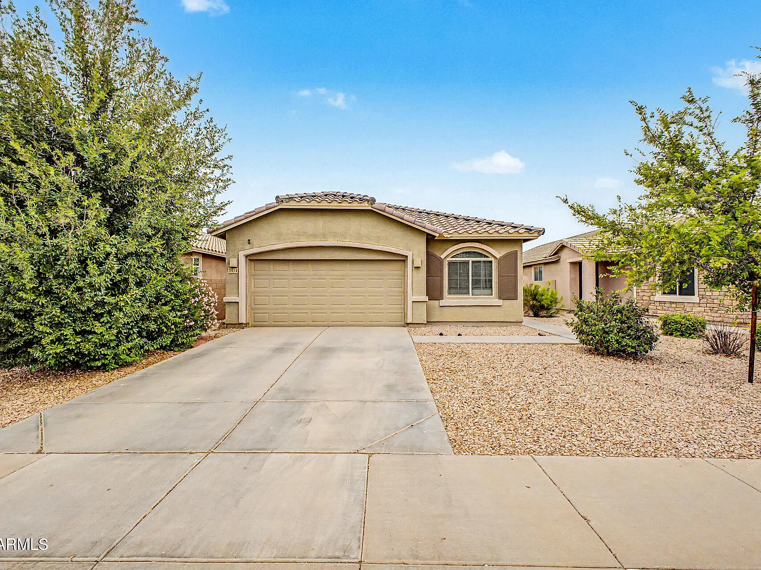 4 bed, 2.0 bath, 1806 sqft, $1,850 — Photo 3