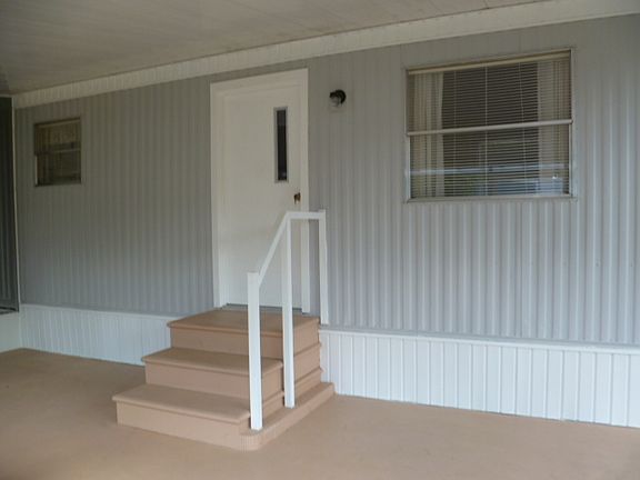 3rd image of 212 E. Keating Park St.