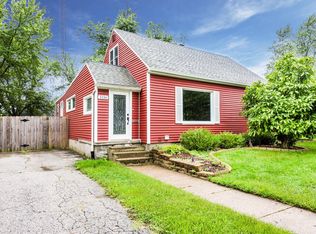1116 Kingsley Ave, Saint Joseph, MI 49085