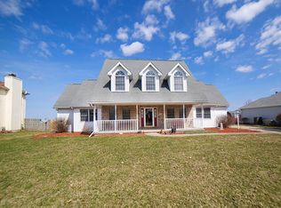 712 Havens Dr, Hudson, IL