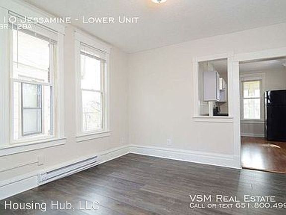 5th image of 610 Jessamine Ave E #1