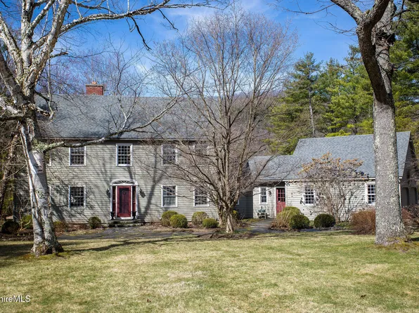 14 Old Tree Farm Rd, Stockbridge, MA 01262