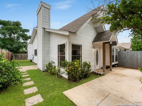 9611 SIMPLICITY DR, San Antonio, TX 78245