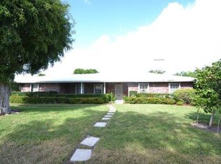 609 SW 28th Ave, Boynton Beach, FL 33435