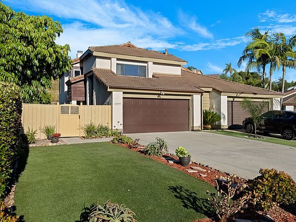 3rd image of 11335 Meadow Flower Pl