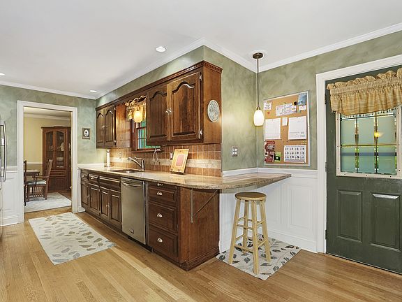 Granite counter tops!