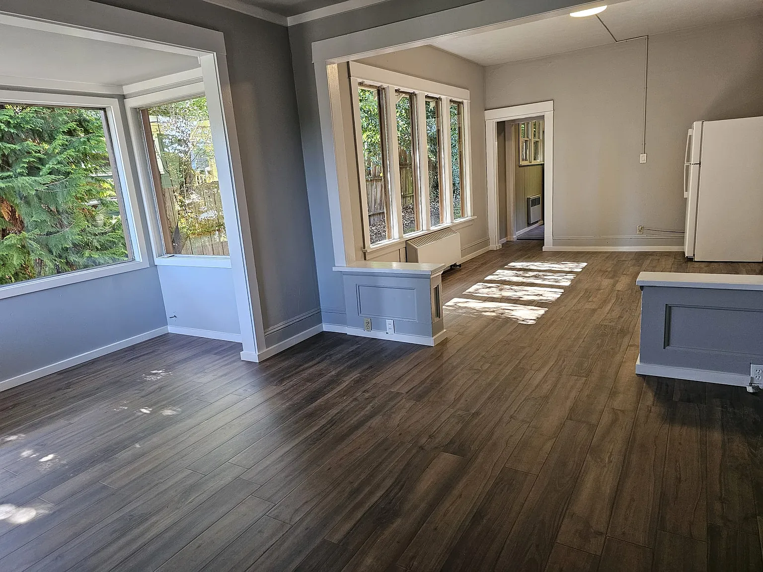 3 bed, 2200 sqft, $4,125 — Photo 2