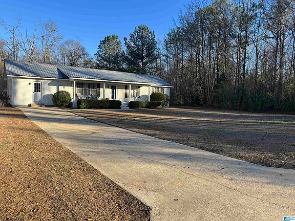 3rd image of 108 Holiday Estates Dr