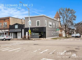 526 Leonard St NW #3, Grand Rapids, MI 49504