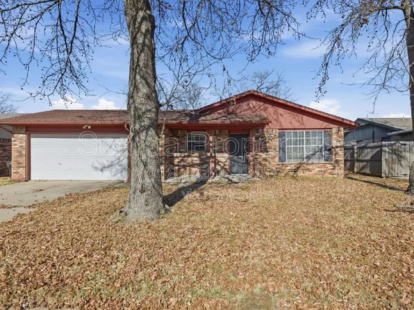 920 W Memphis St, Broken Arrow, OK 74012