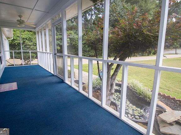 4th image of 145 Deer Ridge Ct