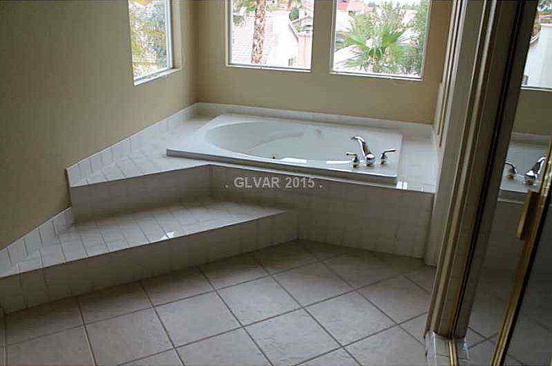 1st image of 1704 Estrella St