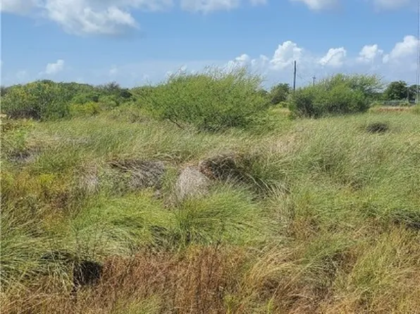 1507-09 W Houston Ave, Seadrift, TX 77983