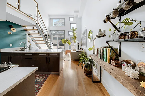 Sold by LG Fairmont Group | media 11