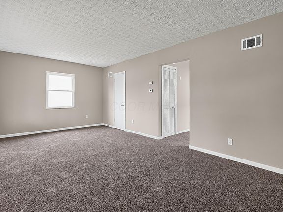 5th image of 108 Florence Ave